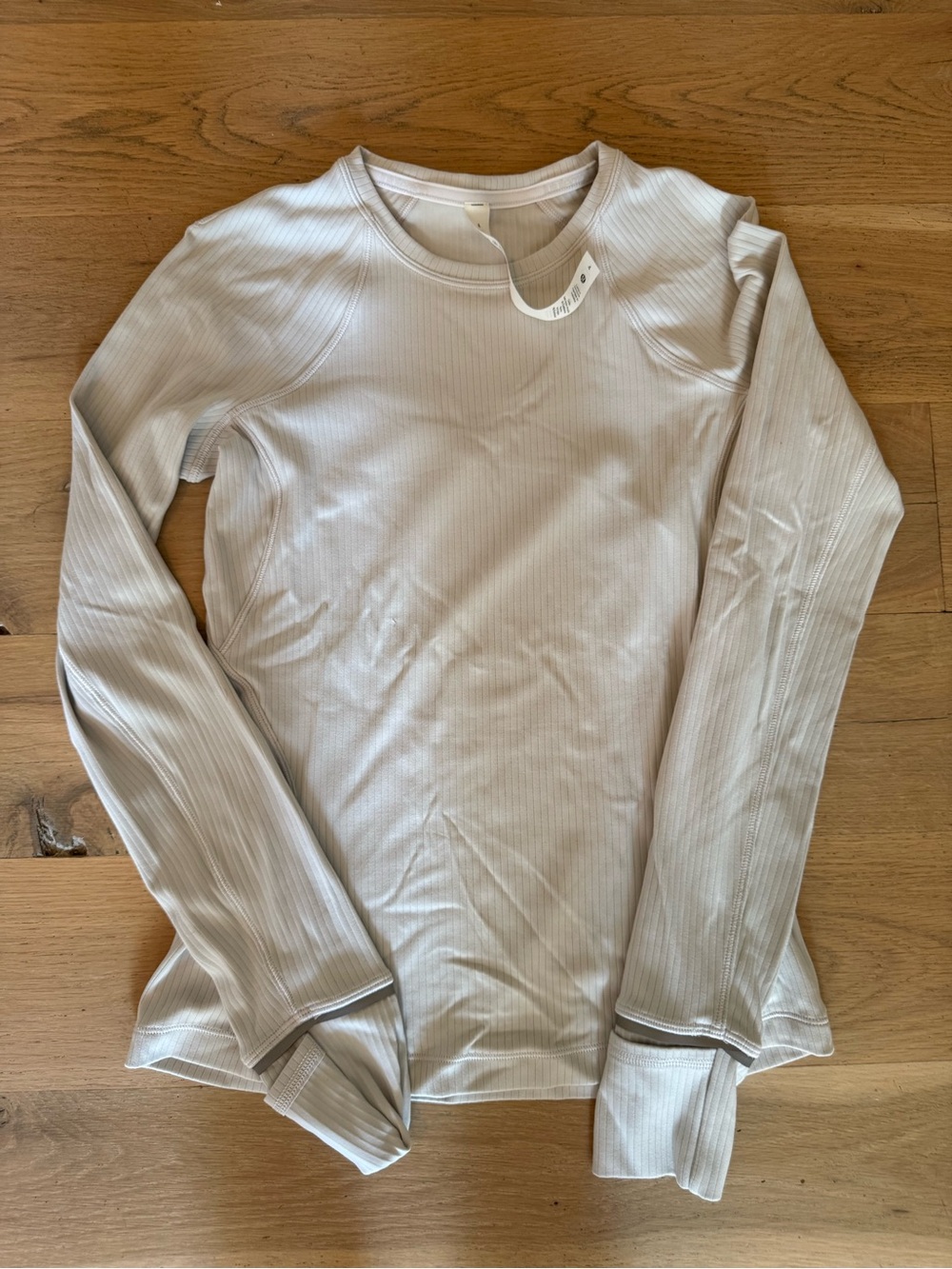 Lululemon Long Sleeved Top
Oatmeal Gray
Size 4